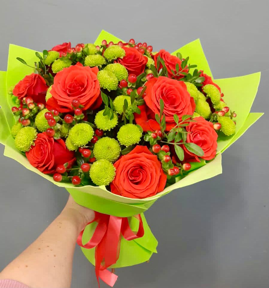 Букет цветов из: Хризантемы и Розы в Янауле