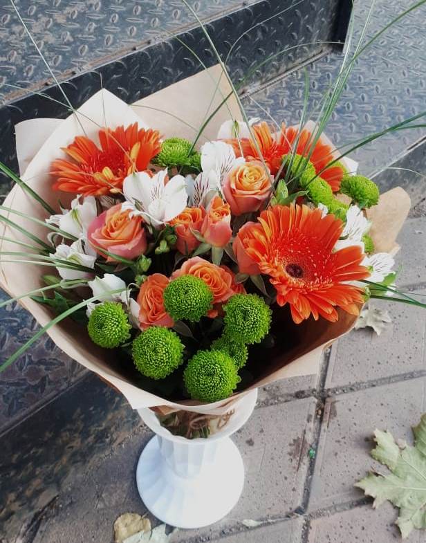 Букет цветов из: Герберы, Хризантемы, Альстромерии и Розы в Янауле