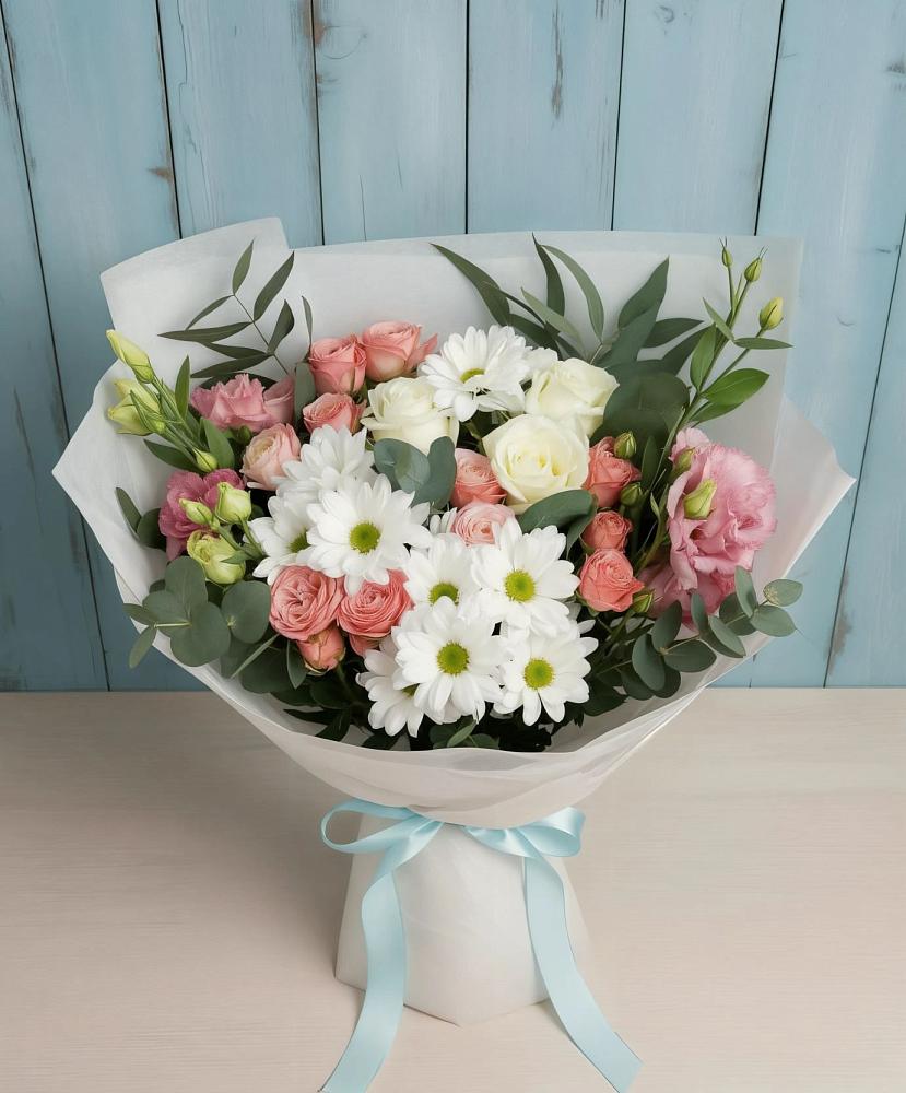 Букет цветов из: Розы, Лизиантусы и Хризантемы в Янауле