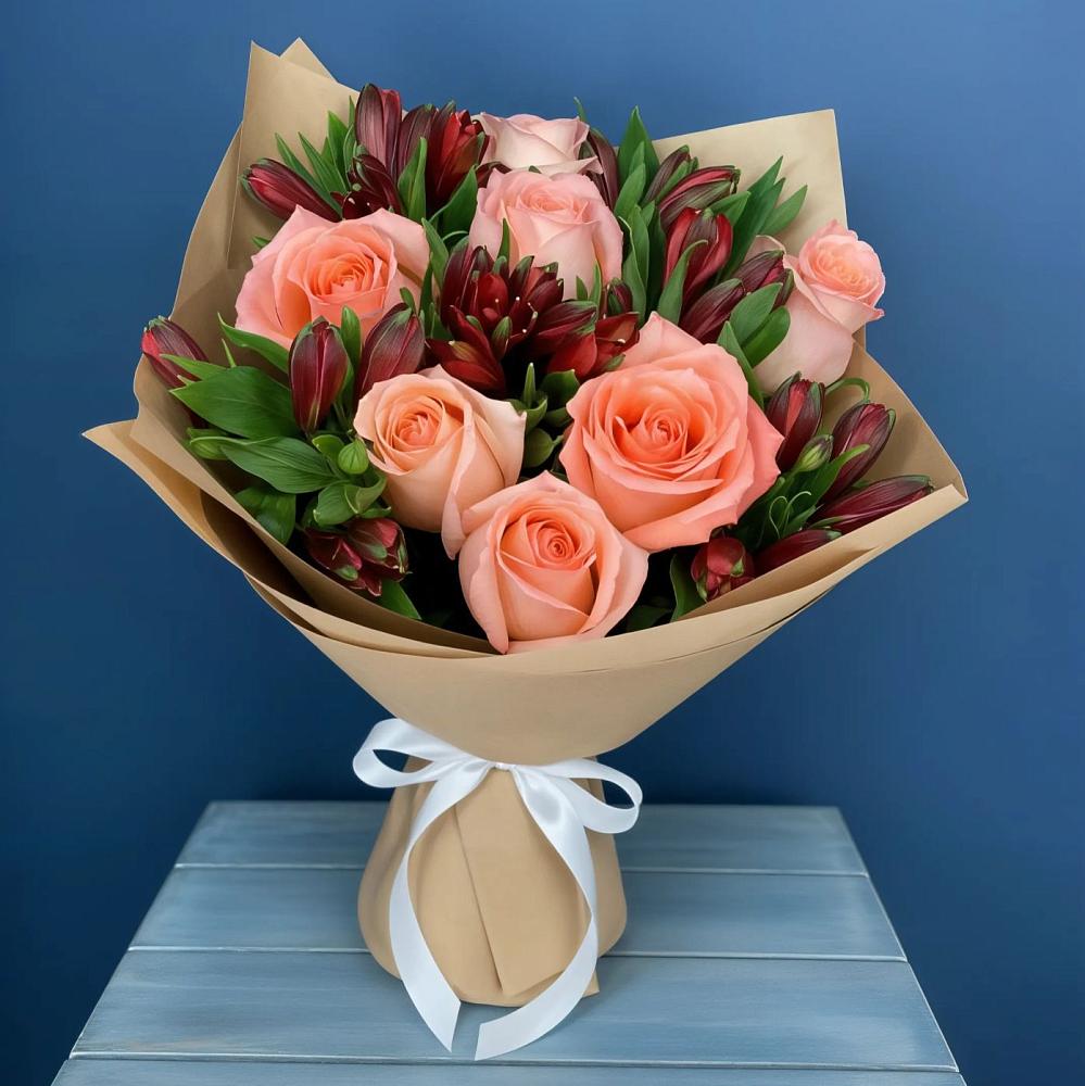 Букет цветов из: Розы и Альстромерии в Янауле