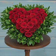 Цветочная композиция из Розы в виде сердца #REPLACE_PRED# Янауле