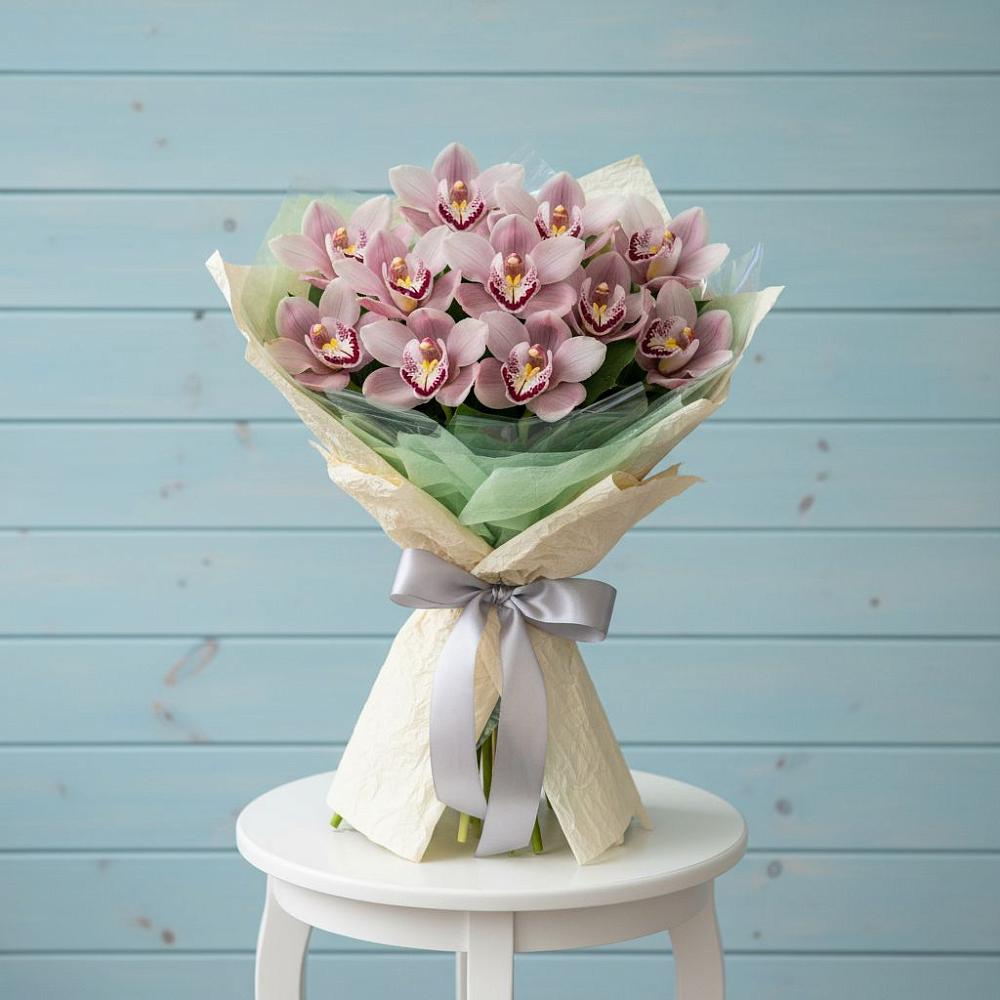 Букет цветов из: Орхидеи и Розы в Янауле