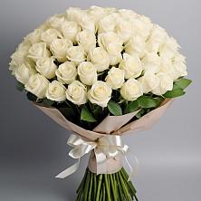 Букет 101 беля роза Белоснежка в Янауле