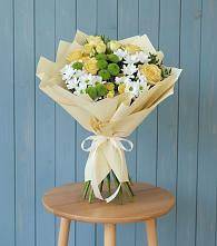 Букет цветов из:  Хризантемы и Розы в Янауле